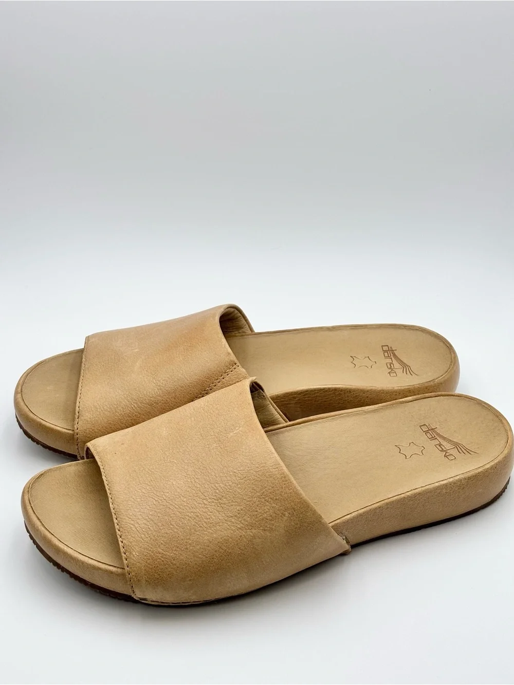 Dansko Twyla Beige Leather Slide Sandals - Wide Strap Slip-On  size 42
